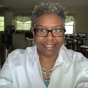 Meet your Posher, Theresa